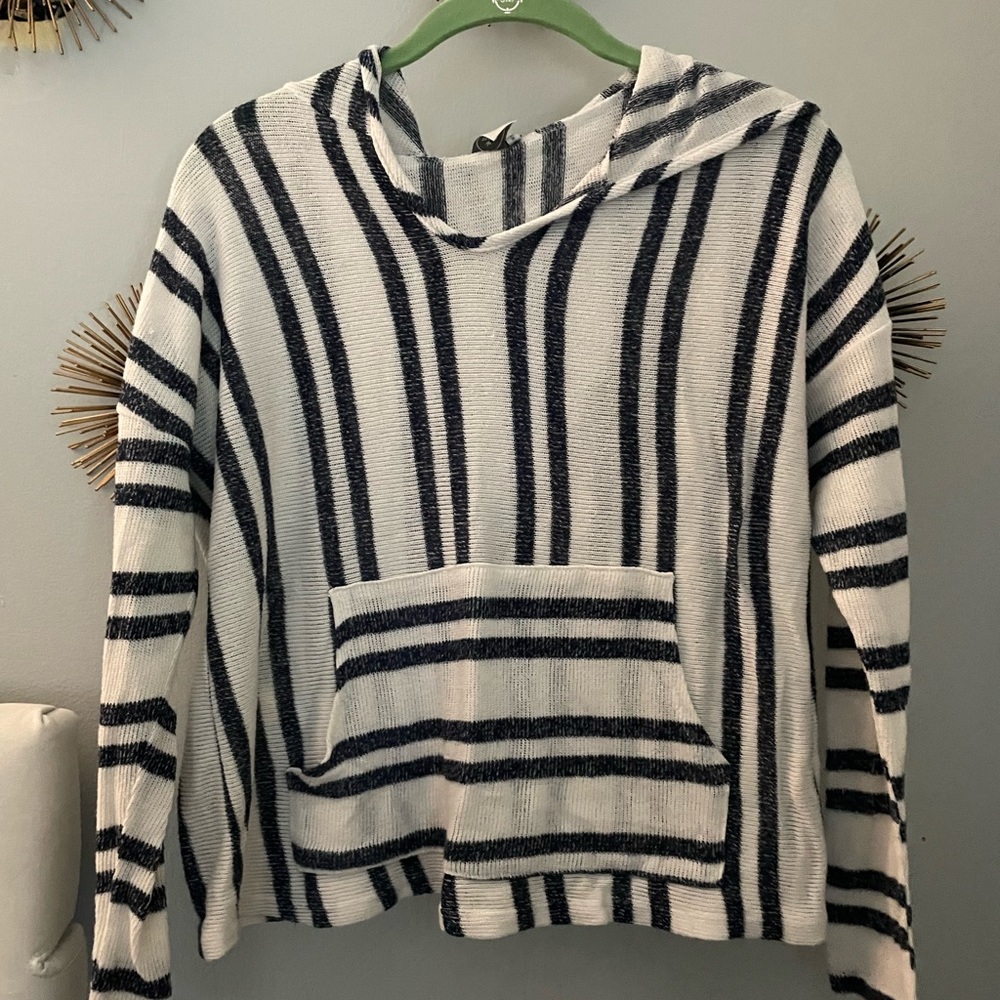 Beach Stripe Sweater with Hood Size: XS